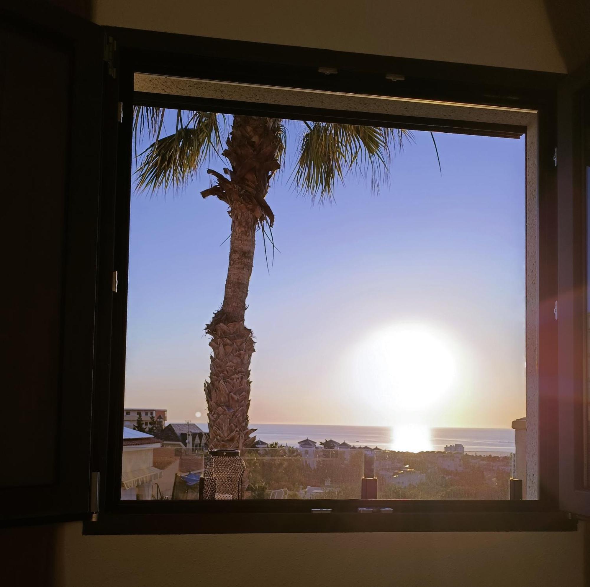 Rising Sun Bungalow Torrevieja Bagian luar foto